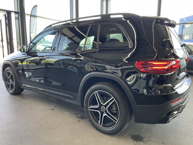 Mercedes-Benz GLB 200