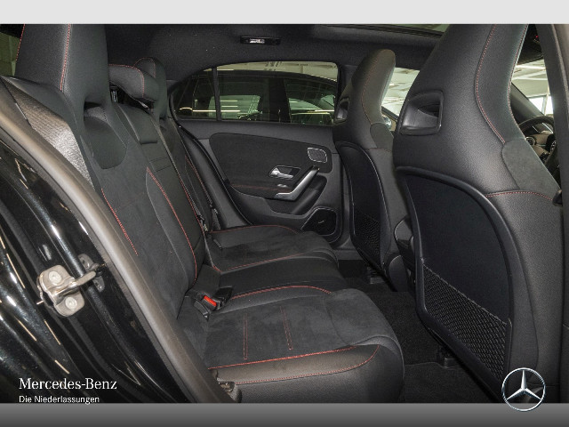 Mercedes-Benz A 220
