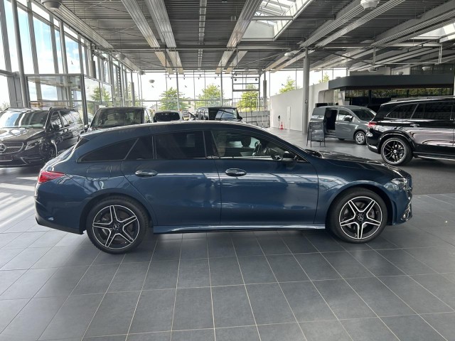Mercedes-Benz CLA 250