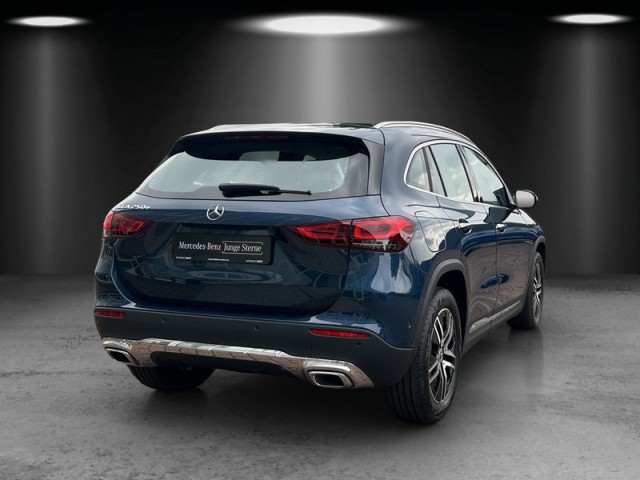 Mercedes-Benz GLA 250