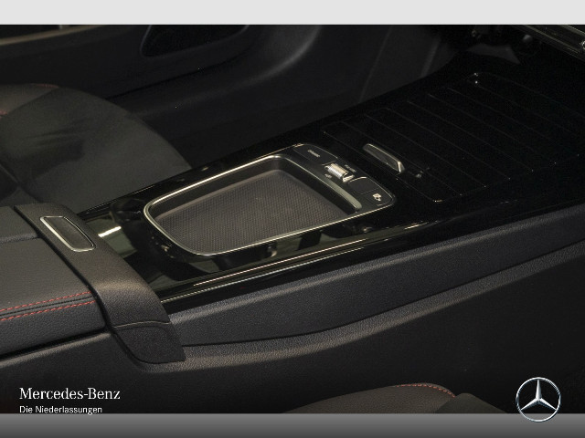 Mercedes-Benz A 220