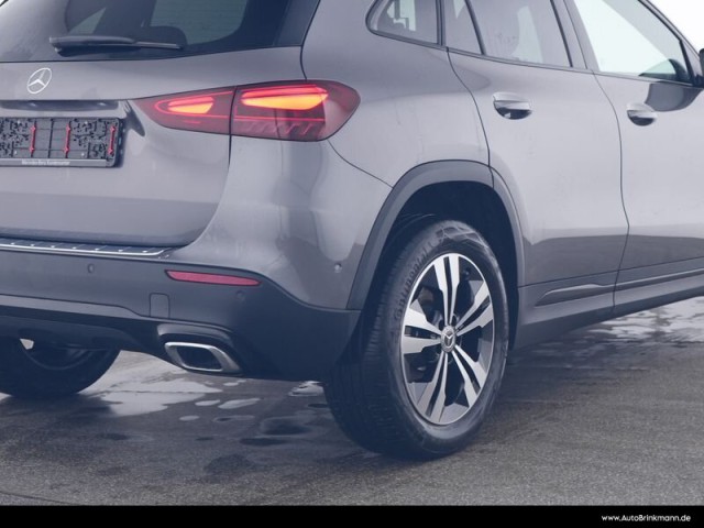 Mercedes-Benz GLA 180