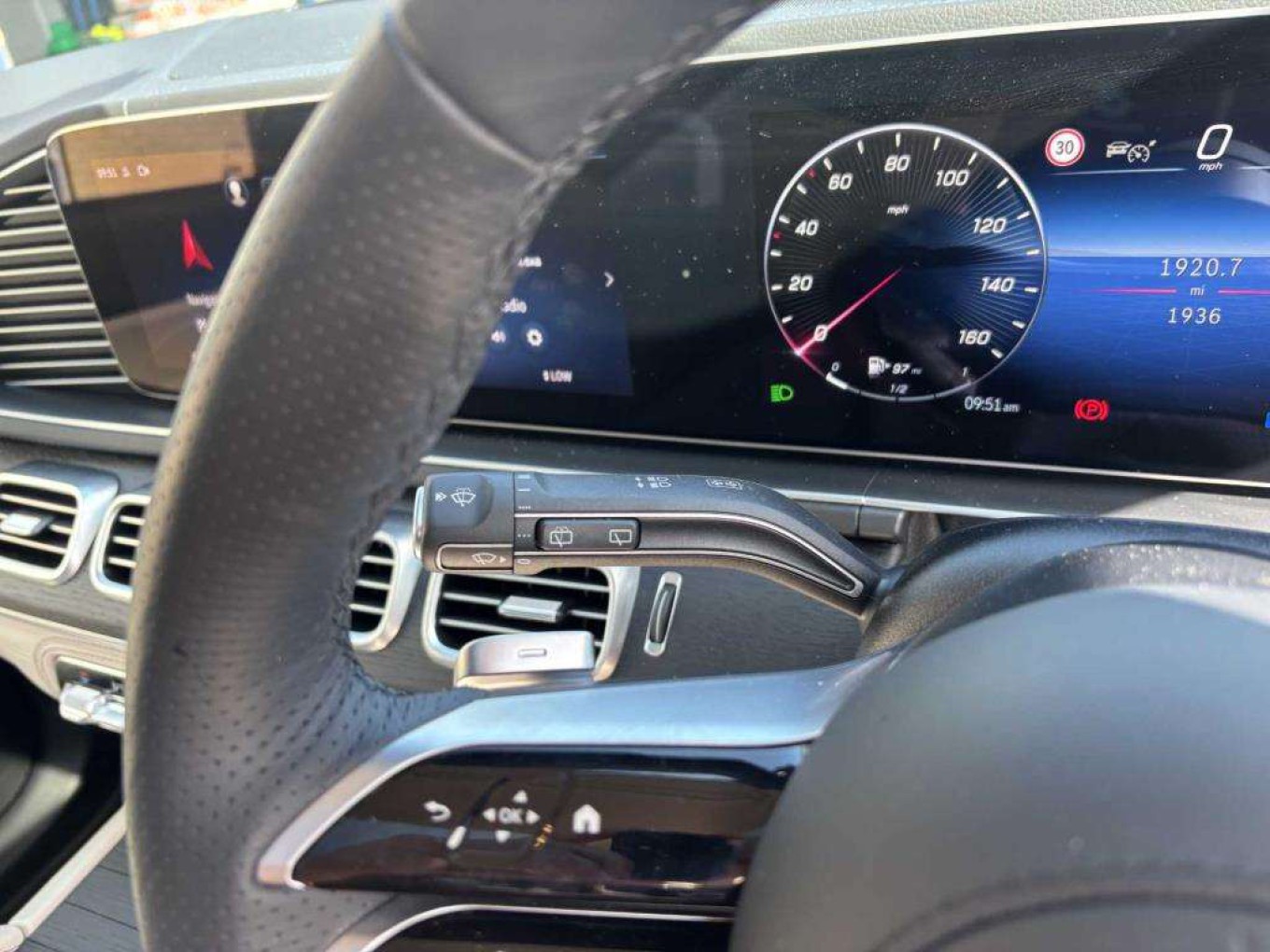 2025 Mercedes-Benz GLS thumbnail 19