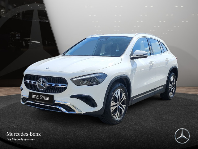 Mercedes-Benz GLA 220