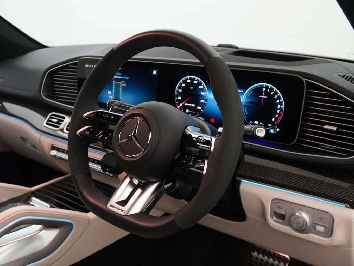 2025 Mercedes-Benz GLE thumbnail 17