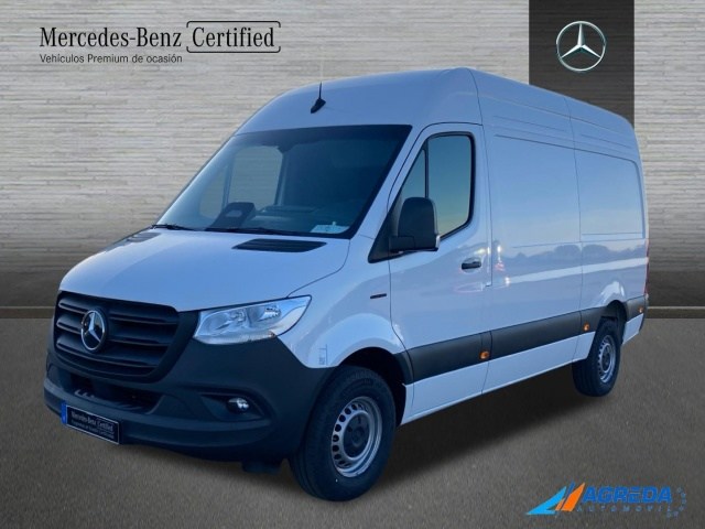 eSprinter 320 Furgón PRO Techo elevado Medio