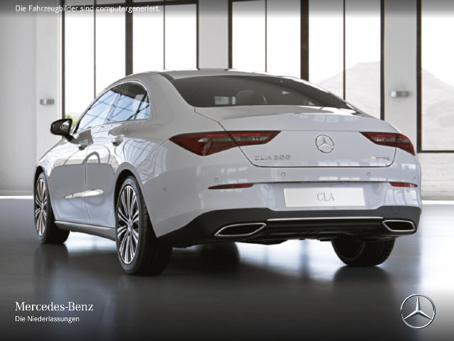 Mercedes-Benz CLA 200