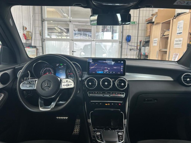 Mercedes-Benz GLC 200