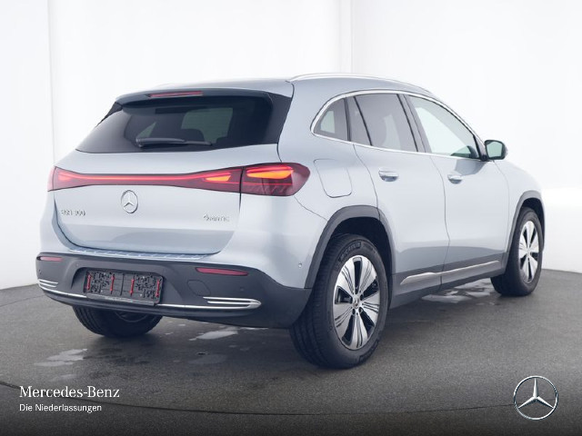 EQA 300 4MATIC