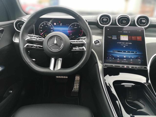 Mercedes-Benz GLC 220