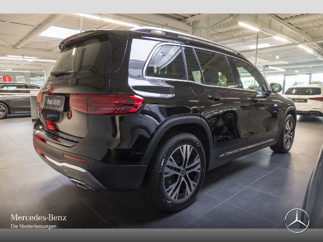 Mercedes-Benz GLB 180