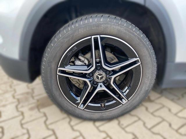 Mercedes-Benz GLA 180