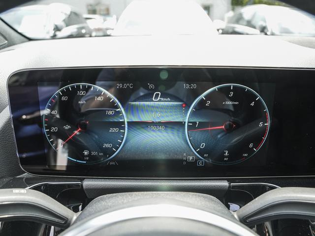 Mercedes-Benz GLA 220