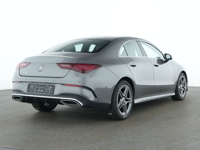 Mercedes-Benz CLA 180