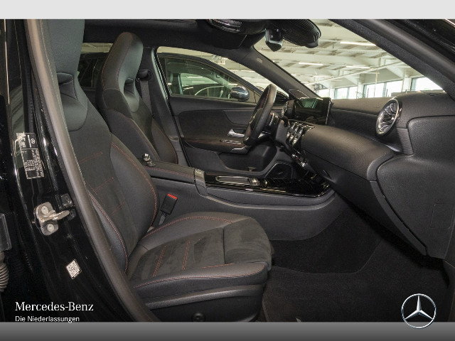 Mercedes-Benz A 220