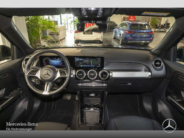 Mercedes-Benz GLB 180