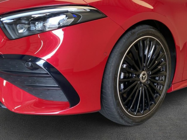 Mercedes-Benz A 220