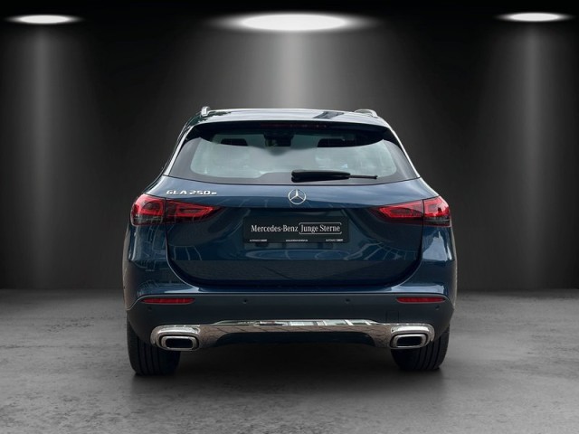 Mercedes-Benz GLA 250