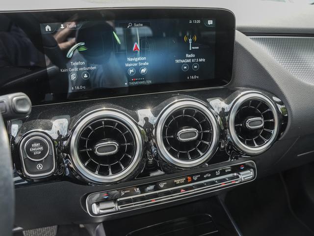 Mercedes-Benz GLA 220