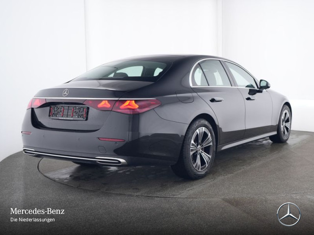 E 200 Limousine