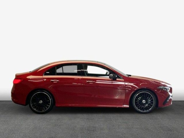 Mercedes-Benz A 220