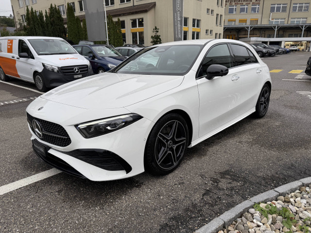 A 220 4MATIC Berline Compacte