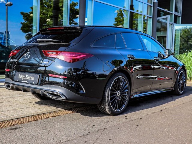 Mercedes-Benz CLA 250