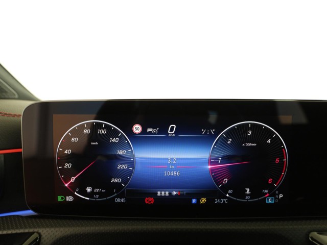 Mercedes-Benz CLA 200