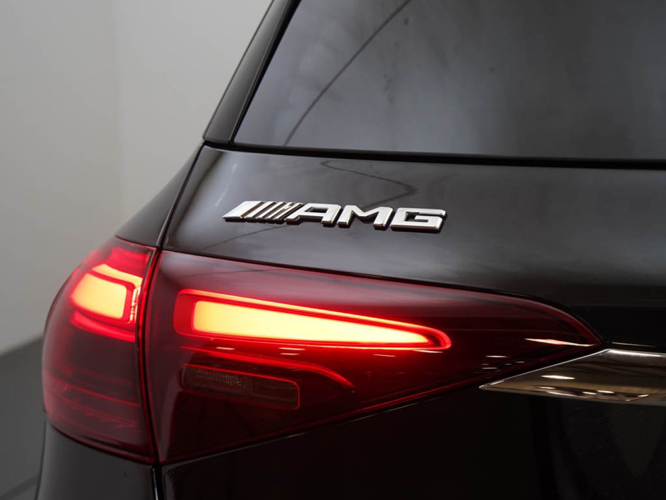 2025 Mercedes-Benz GLE thumbnail 15