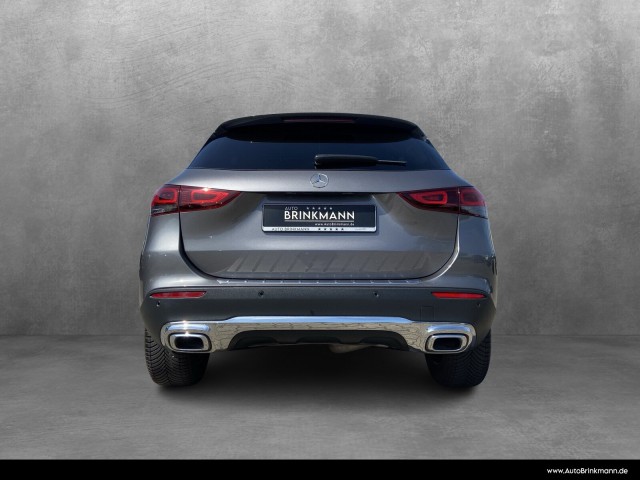 Mercedes-Benz GLA 220