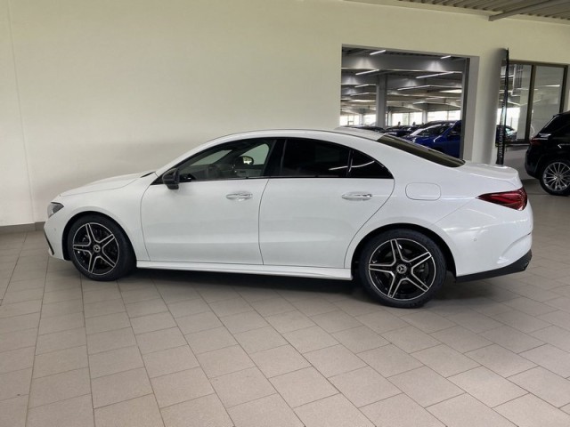 Mercedes-Benz CLA 200