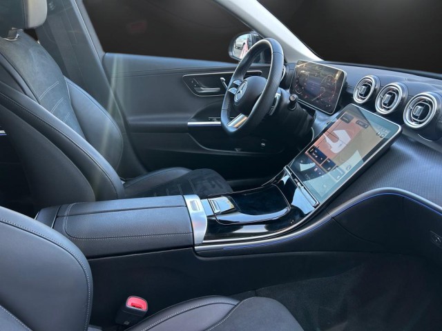 Mercedes-Benz C 220
