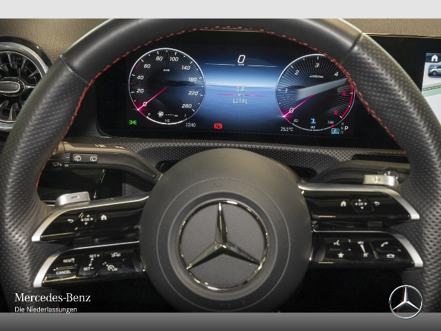 Mercedes-Benz A 220