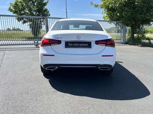 Mercedes-Benz A 200