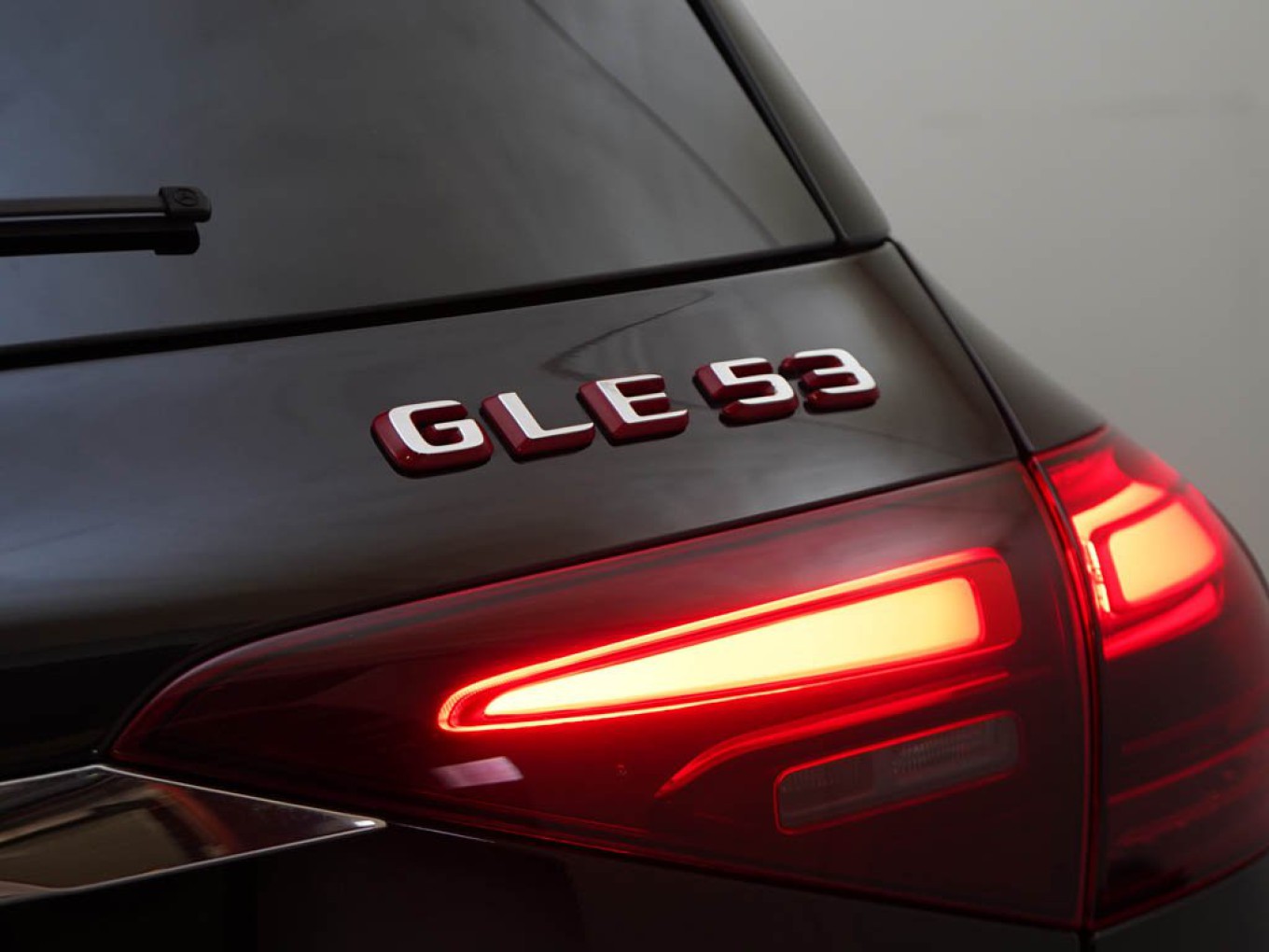 2025 Mercedes-Benz GLE thumbnail 16