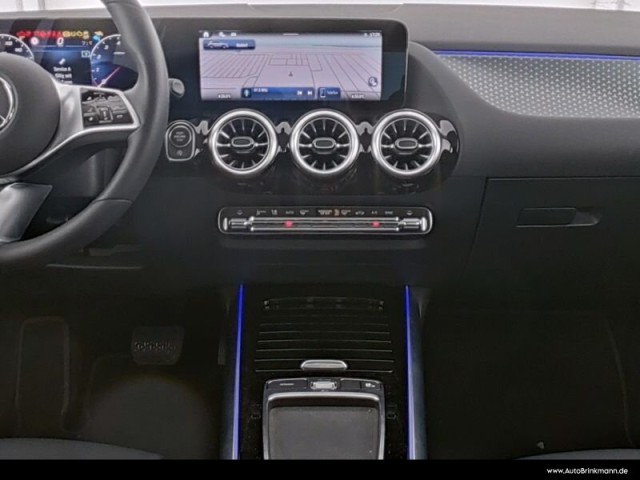 Mercedes-Benz GLA 180