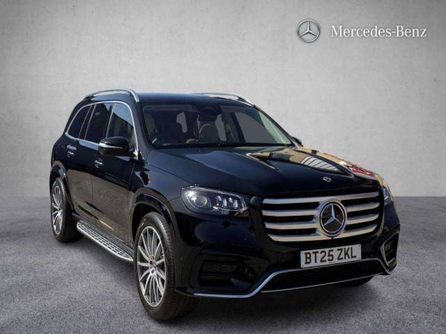 2025 Mercedes-Benz GLS — photo 1 of 5