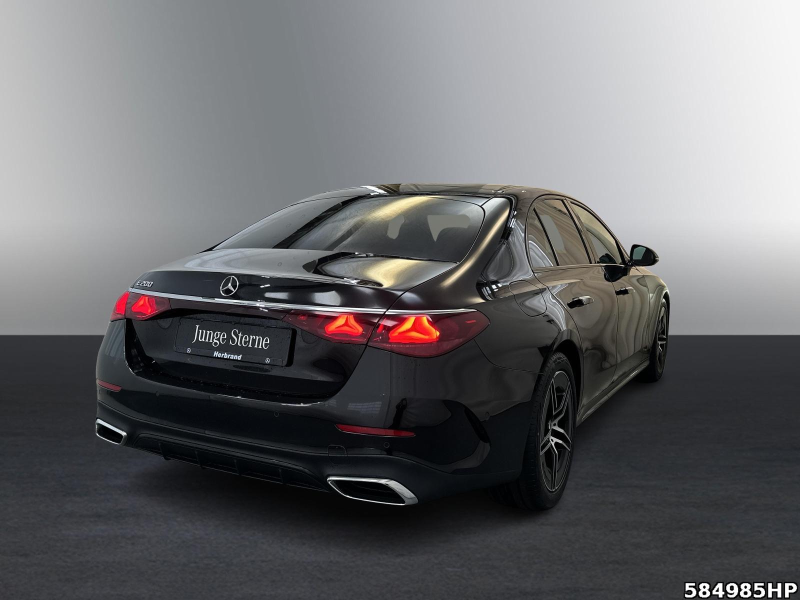 Mercedes-Benz E 200