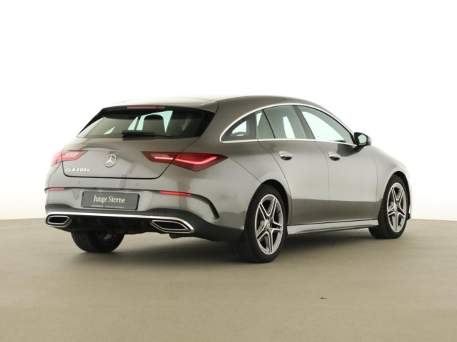 Mercedes-Benz CLA 200