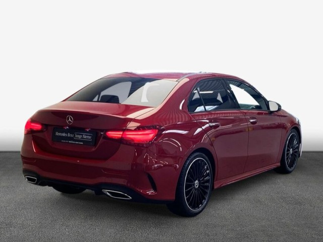 Mercedes-Benz A 220