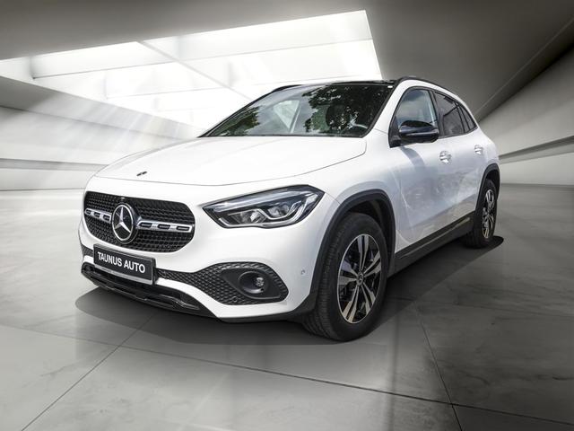 Mercedes-Benz GLA 220