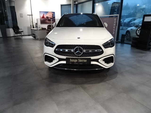 Mercedes-Benz GLA 250