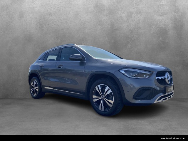 Mercedes-Benz GLA 220